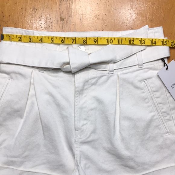 Forever 21 White Denim Shorts With Belt New - Picture 5 of 12